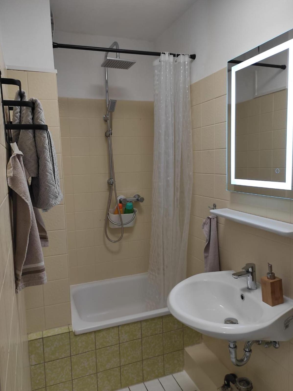Ferienwohnung Im Zentrum Von Oberhausen Inklusive Wlan Exteriér fotografie