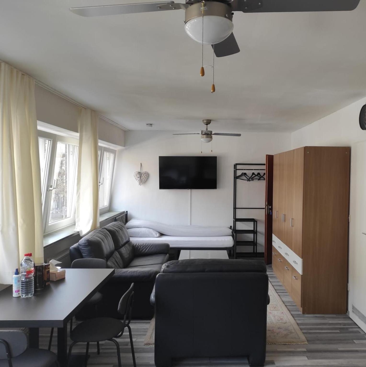 Ferienwohnung Im Zentrum Von Oberhausen Inklusive Wlan Exteriér fotografie